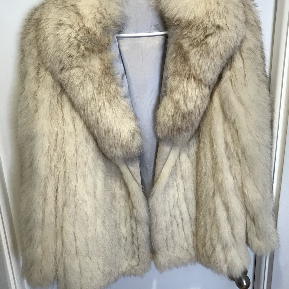 Ladies Blue Fox Fur